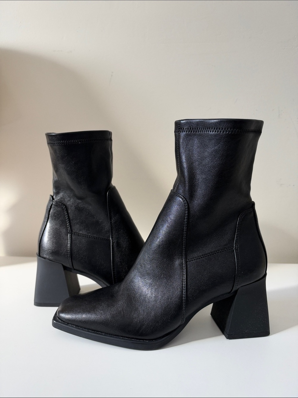 Steve Madden Black Leather Mid-Calf Block Heel Boots - Never worn